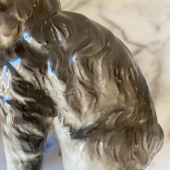 Vintage Fluffy Grey Kitty Cat Porcelain Figurine Statue Amber Eyes Grannycore - Picture 6 of 8